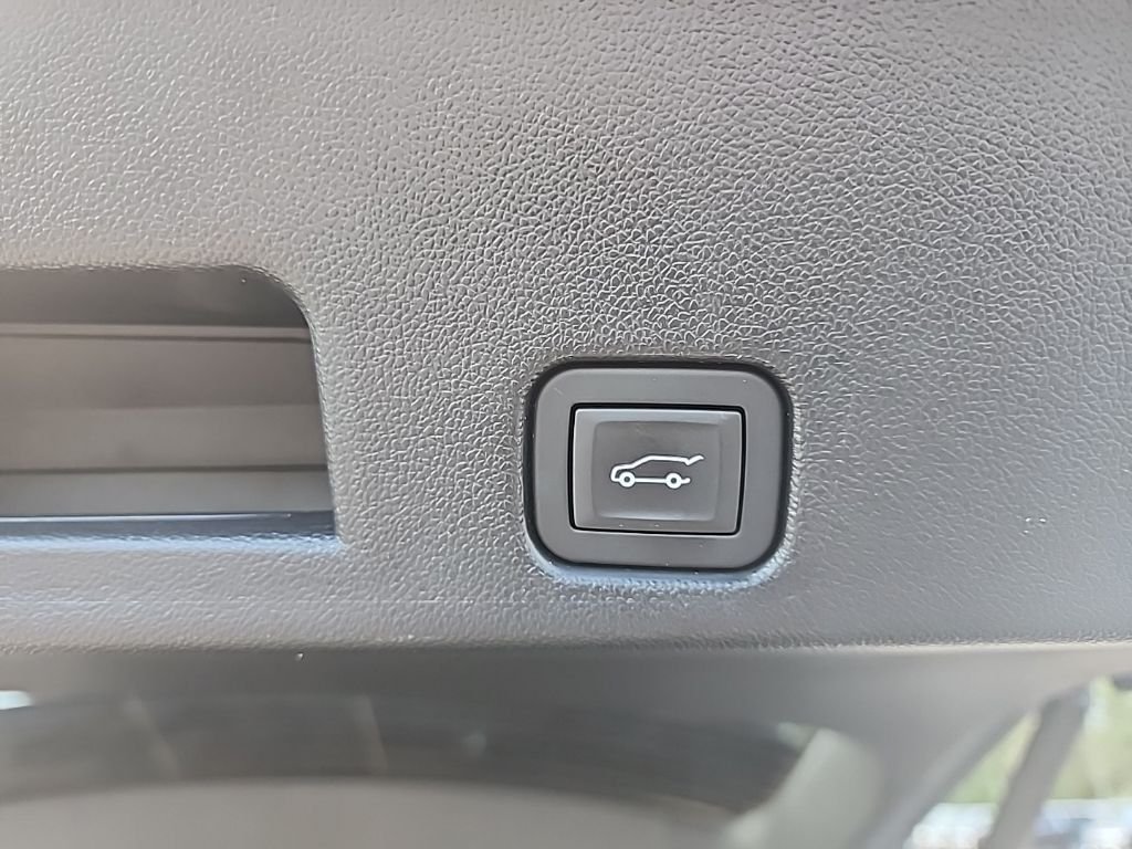 Used 2026 Gray Chevrolet LT image 20