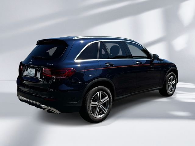 Used 2022 Blue Mercedes-Benz GLC 300 image 3