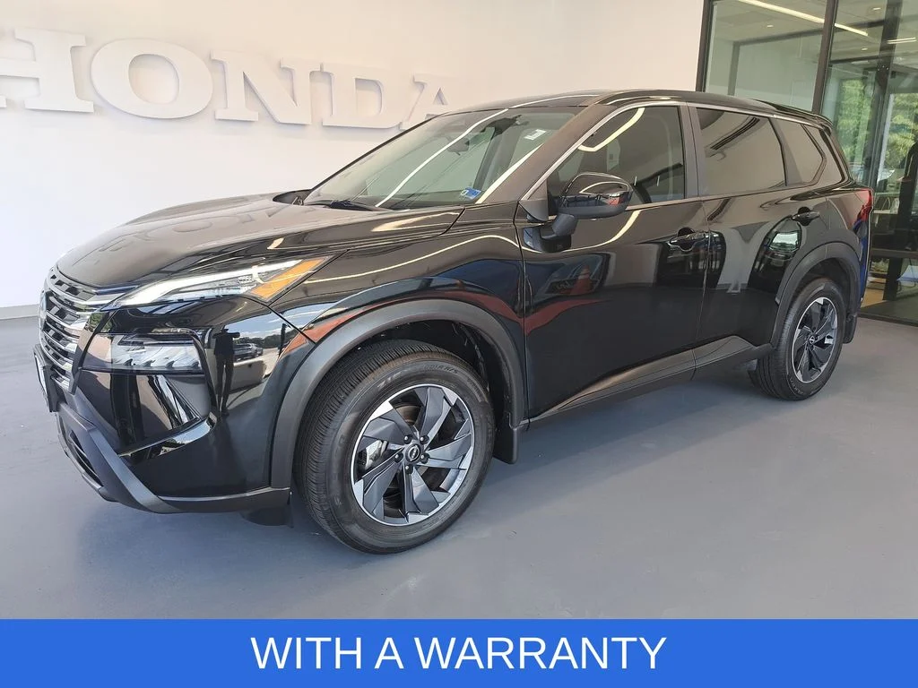 Used 2025 Black Nissan SV image 3