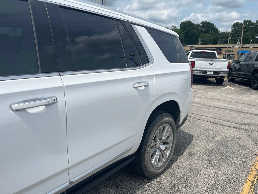 Used 2024 Summit White GMC Denali image 4