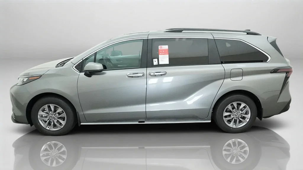 New 2026 Heavy Metal Toyota XLE image 2
