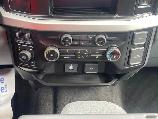 New 2026 Oxford White Ford F-350® XLT image 32