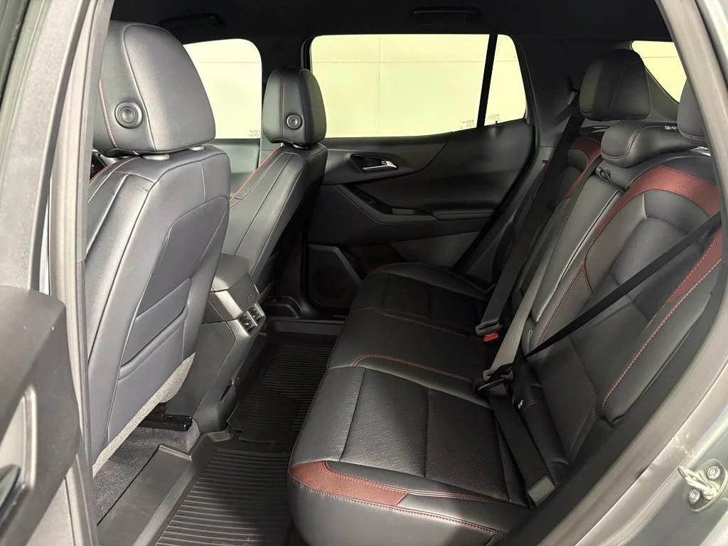 2027 Chevrolet Equinox RS - Photo 40