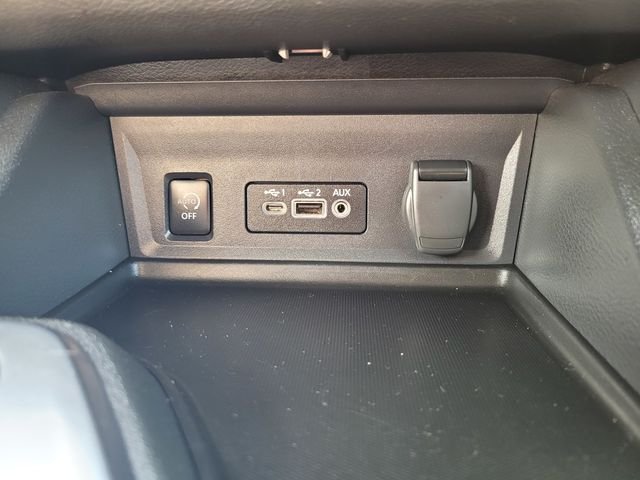 Used 2025 Gray Nissan SV image 25