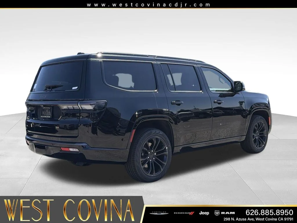 New 2026 High Gloss Black Exterior Paint Jeep Summit Reserve image 7
