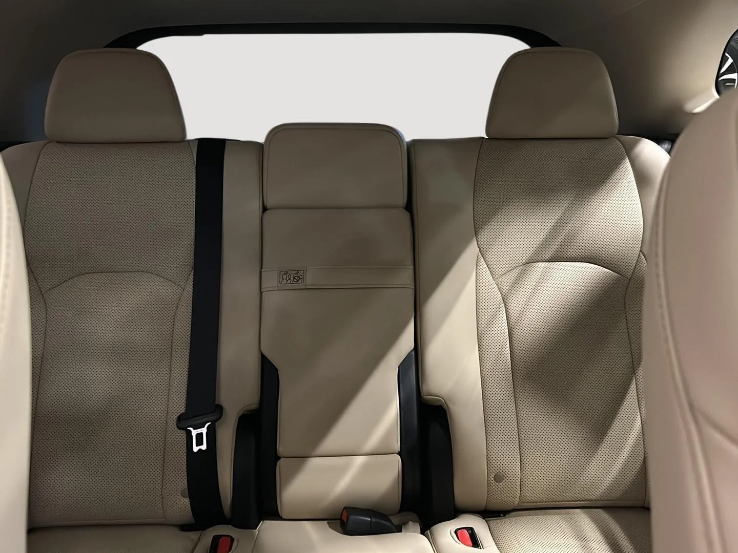 Certified Used 2022 Matador Red Mica Lexus Premium image 18