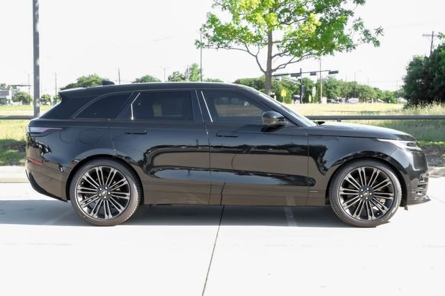 New 2026 Santorini Black Land Rover Autobiography image 7