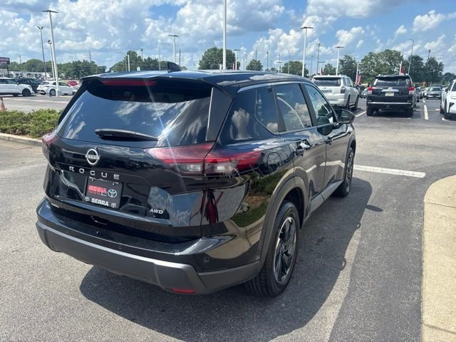Used 2025 Black Nissan SV image 5