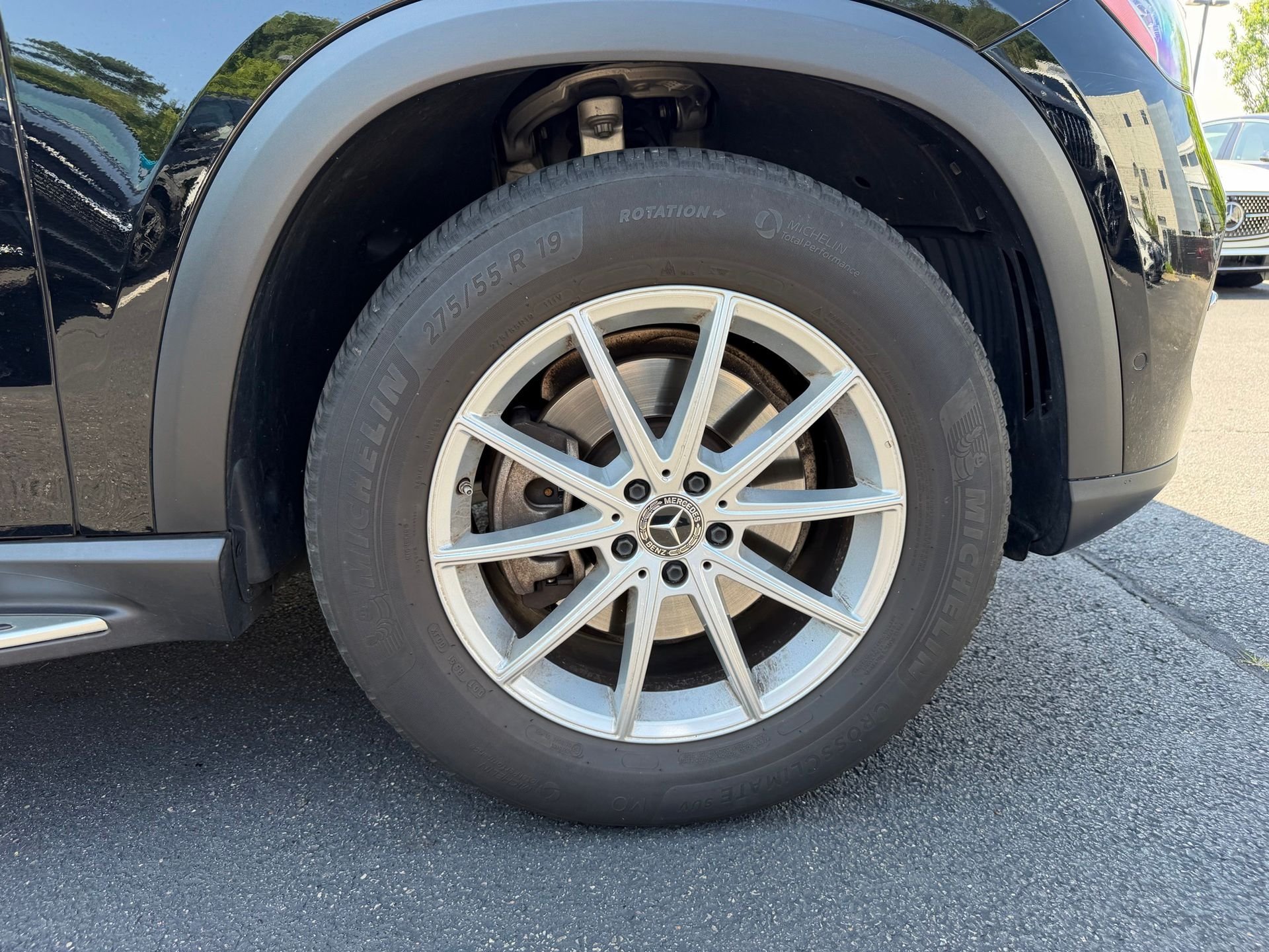 Certified Used 2024 Black Mercedes-Benz GLE 350 image 32
