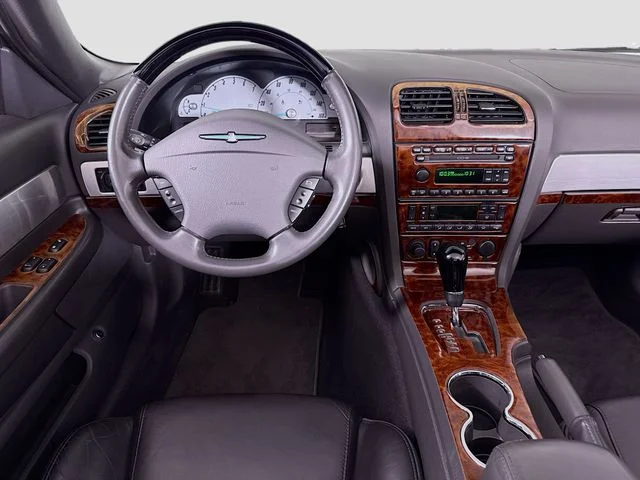 Used 2002 Blue Ford Base image 19