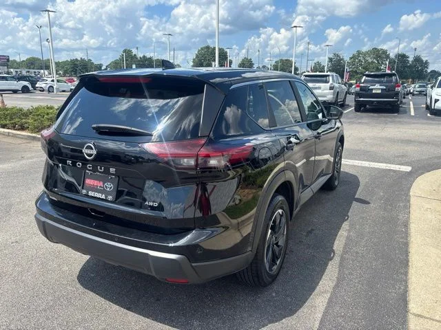 Used 2025 Black Nissan SV image 5