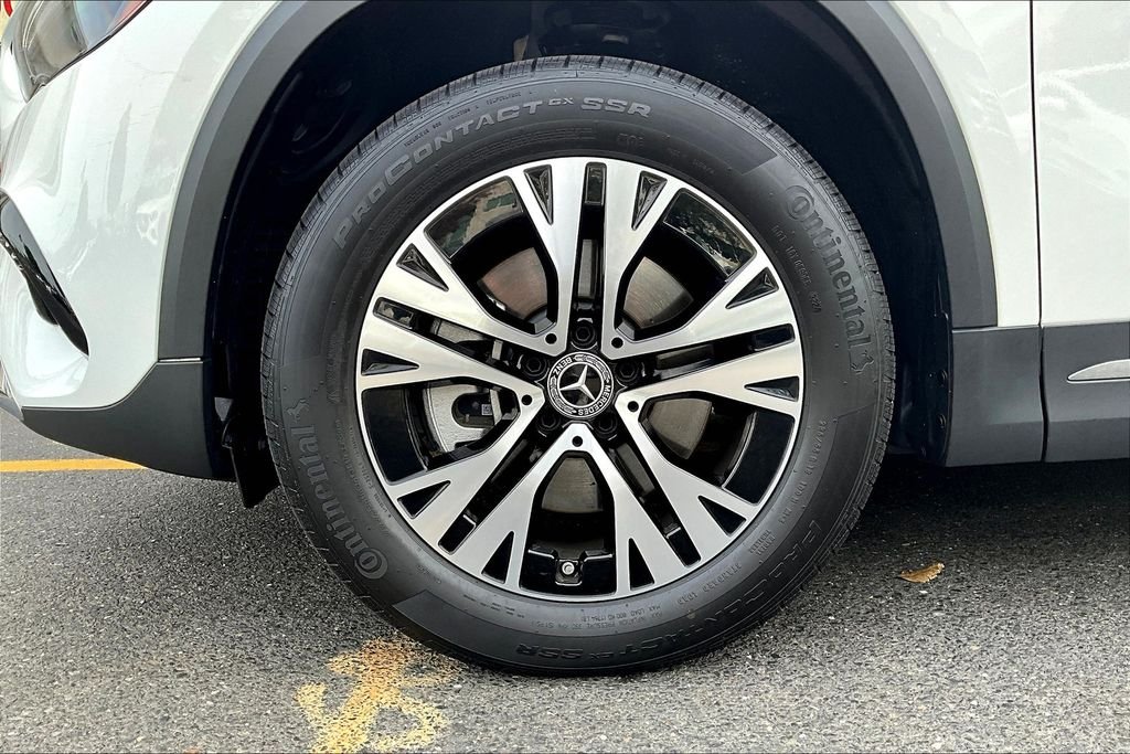 Certified Used 2025 White Mercedes-Benz GLA 250 image 8