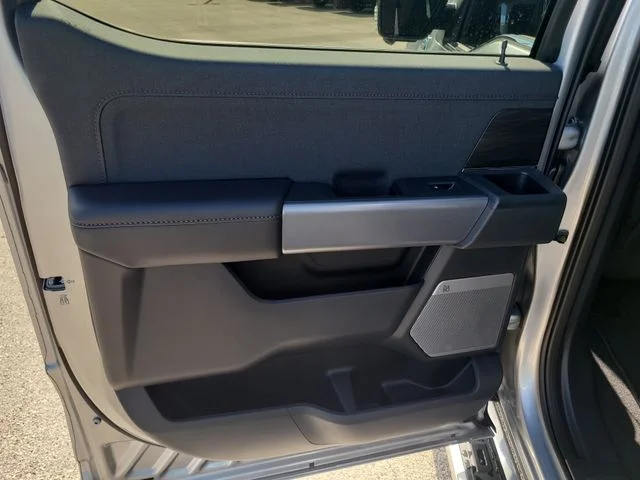 New 2026 Silver Metallic Ford Lariat image 11