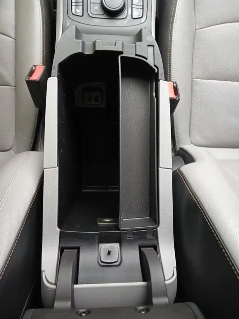 Used 2020 Silver GMC SLT image 38