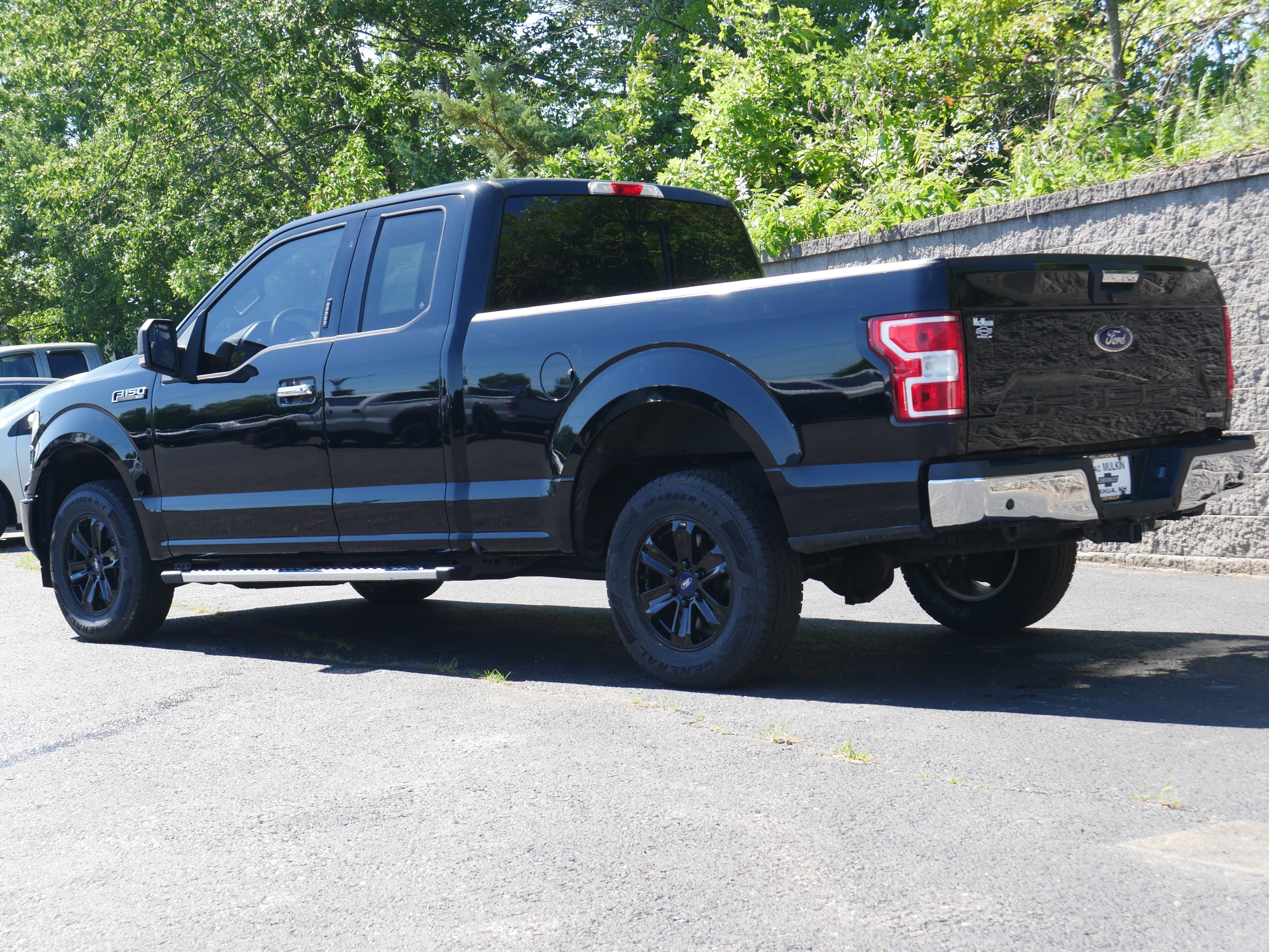 Used 2018 Wht Ford XL image 4