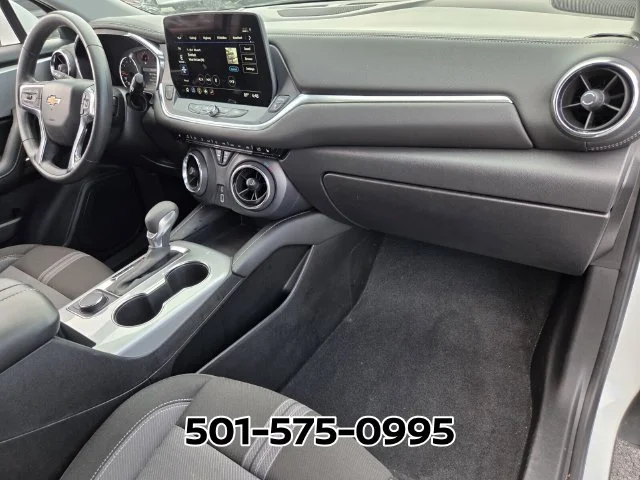 Used 2024 White Chevrolet LT image 17
