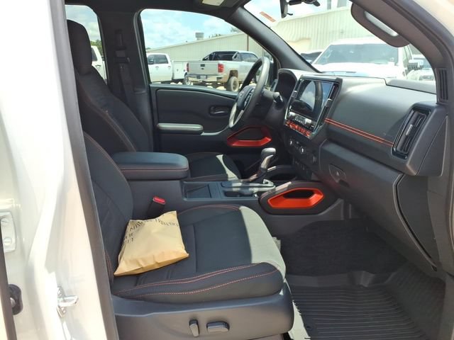 Used 2026  Nissan PRO-X image 19