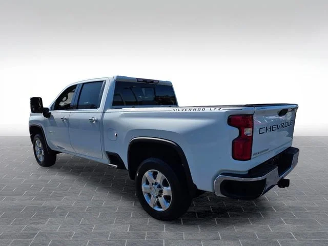 Used 2020 White Chevrolet LTZ image 5