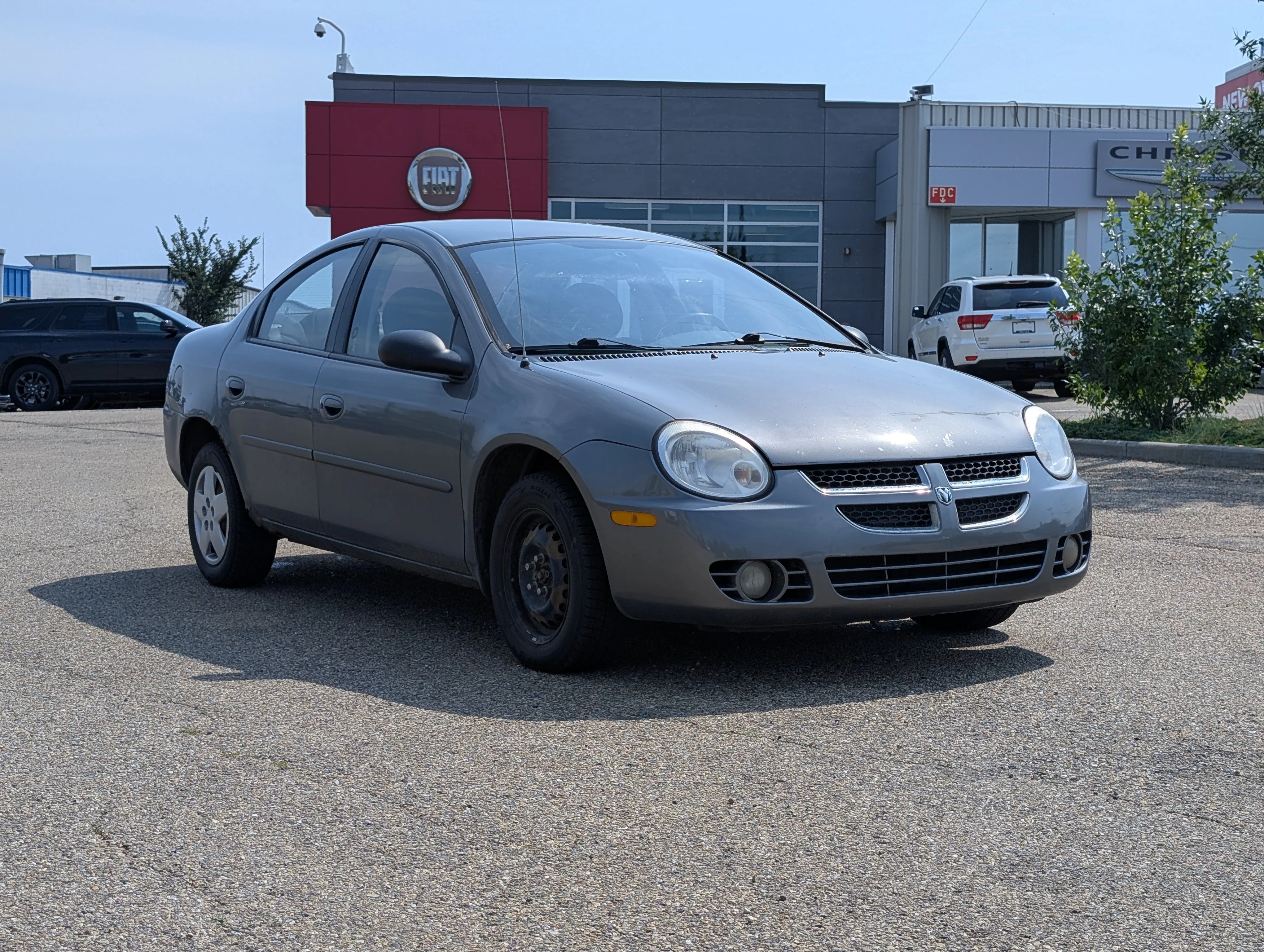 Used 2005 Mineral Gray Metallic Dodge Base image 8