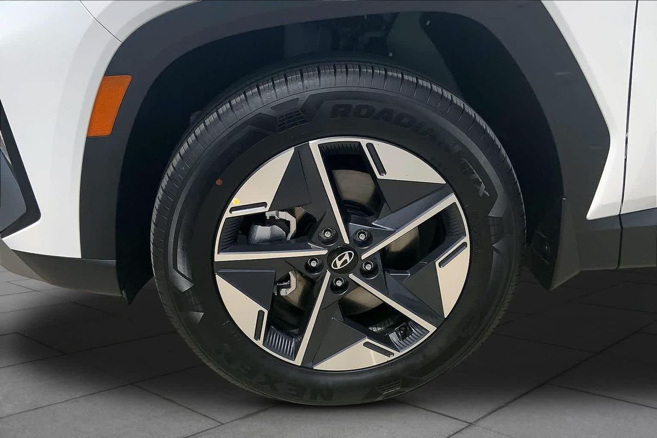 New 2026 Creamy White Pearl Hyundai SEL Convenience image 11