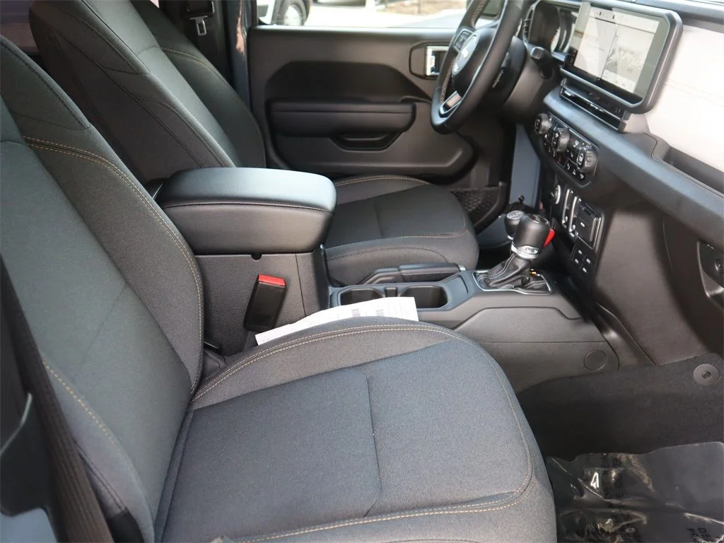 2025 Jeep Wrangler 2-Door Sport S - Photo 23