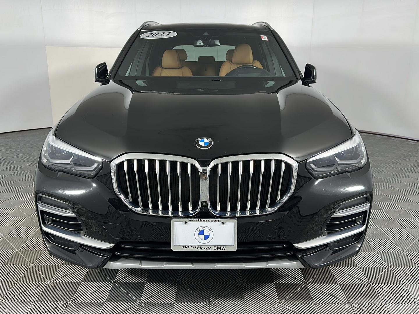 Used 2023 Jet Black BMW xDrive40i image 4