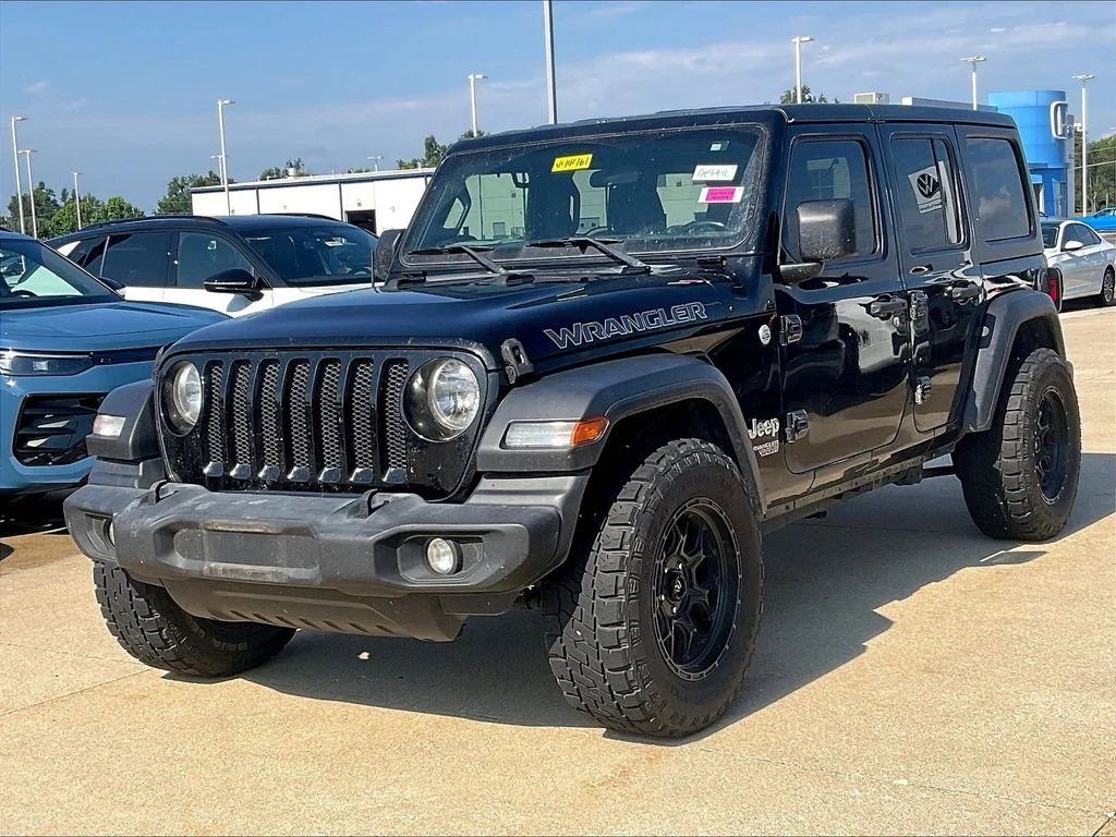 Used 2019 Black Jeep Unlimited Sport S image 4