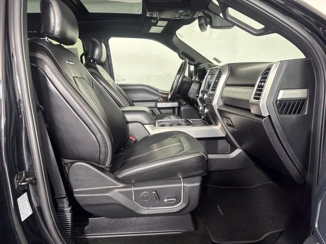 Used 2017 Shadow Black Ford Platinum image 4