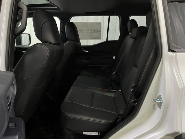New 2027 Wind Chill Pearl <sup>1</sup> Toyota  image 10