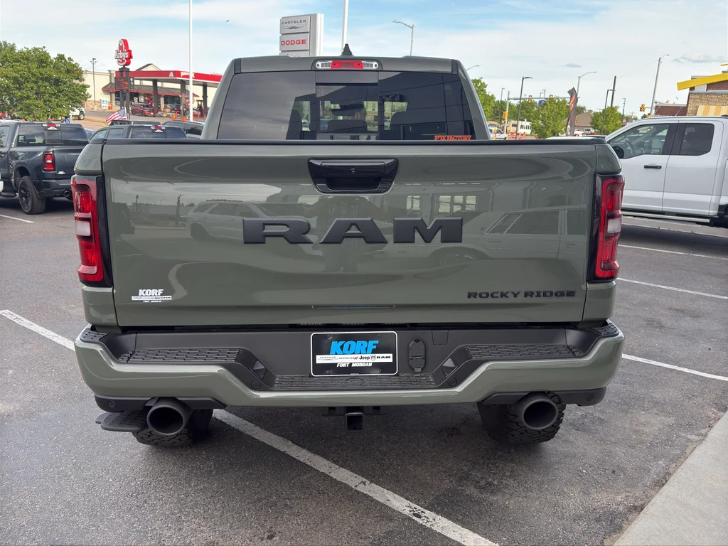 New 2026 Canyon Lake Exterior Paint RAM Laramie image 4