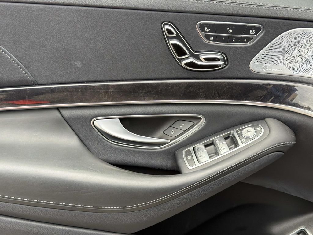Used 2019 Black Mercedes-Benz S 560 image 20