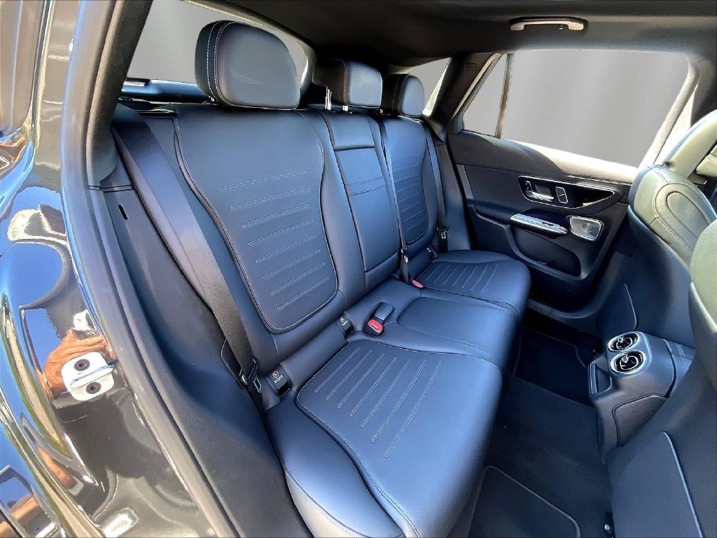 Used 2026 Graphite Mercedes-Benz GLC 300 image 26