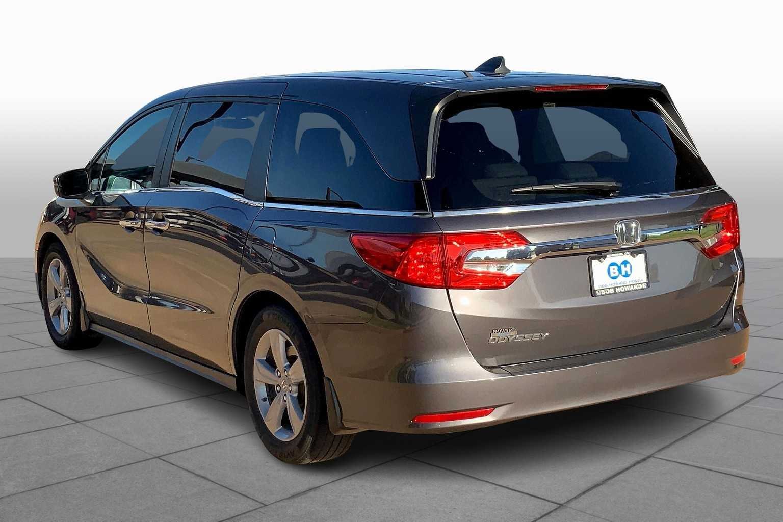 Used 2018 Modern Steel Metallic Honda EX-L image 11