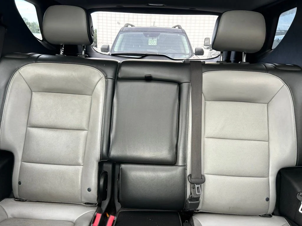 Used 2018 Cajun Red Tintcoat Chevrolet Premier image 13