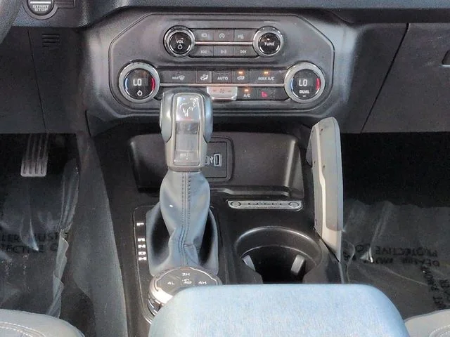 Certified Used 2021 2021 FORD BRONCO OUTER BANKS Ford Outer Banks image 18