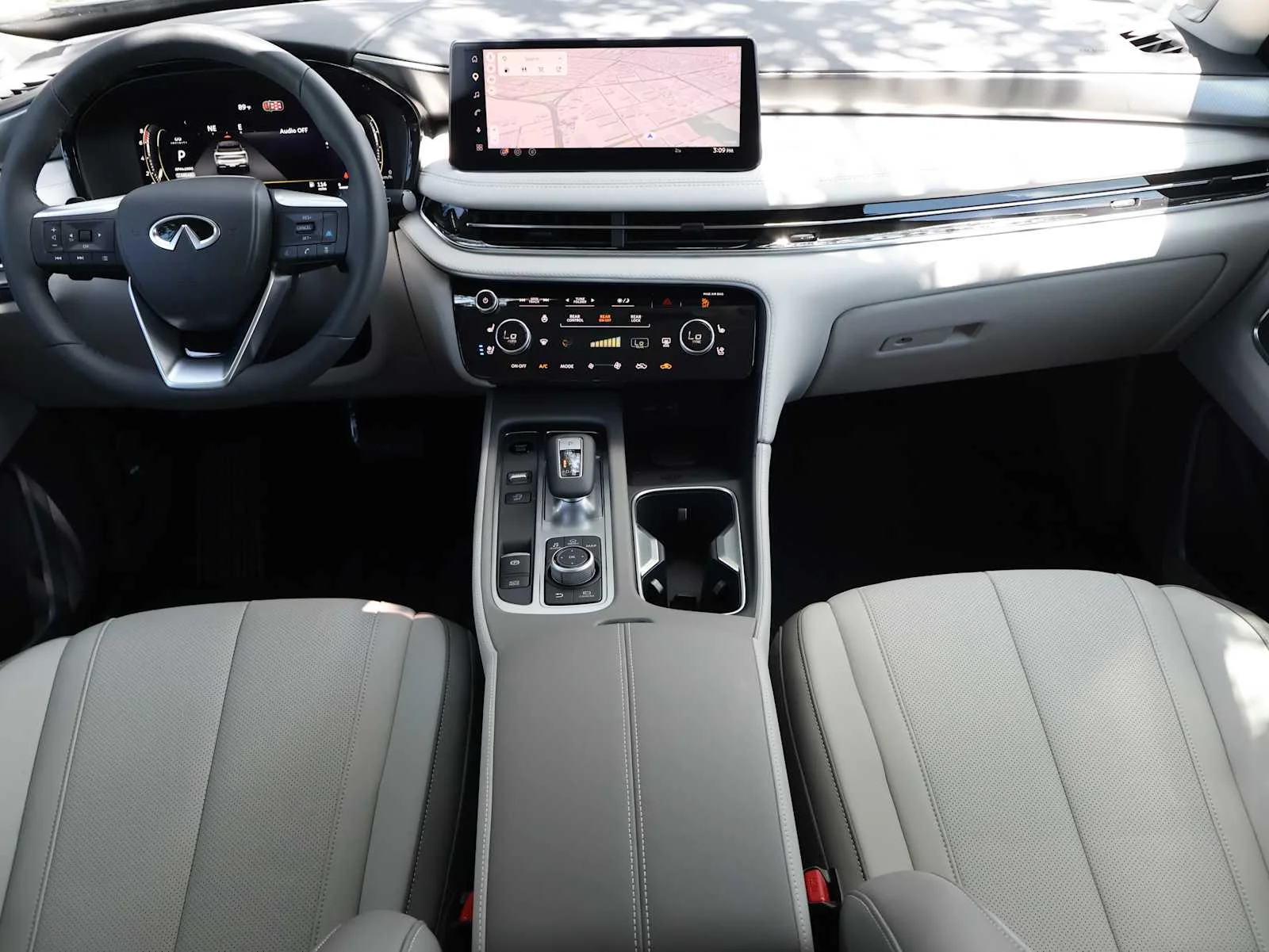 Certified Used 2027 Radiant White INFINITI LUXE image 20