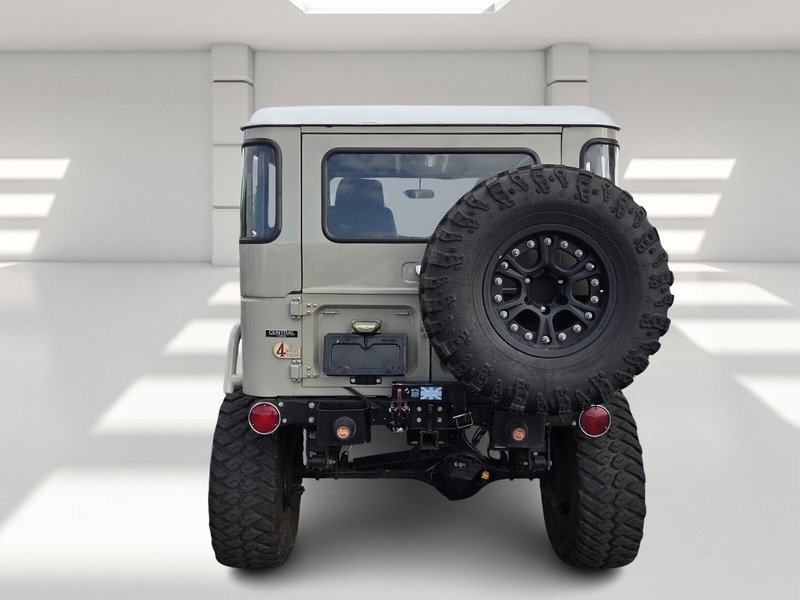 Used 1973  TOYOTA FJ40 image 4
