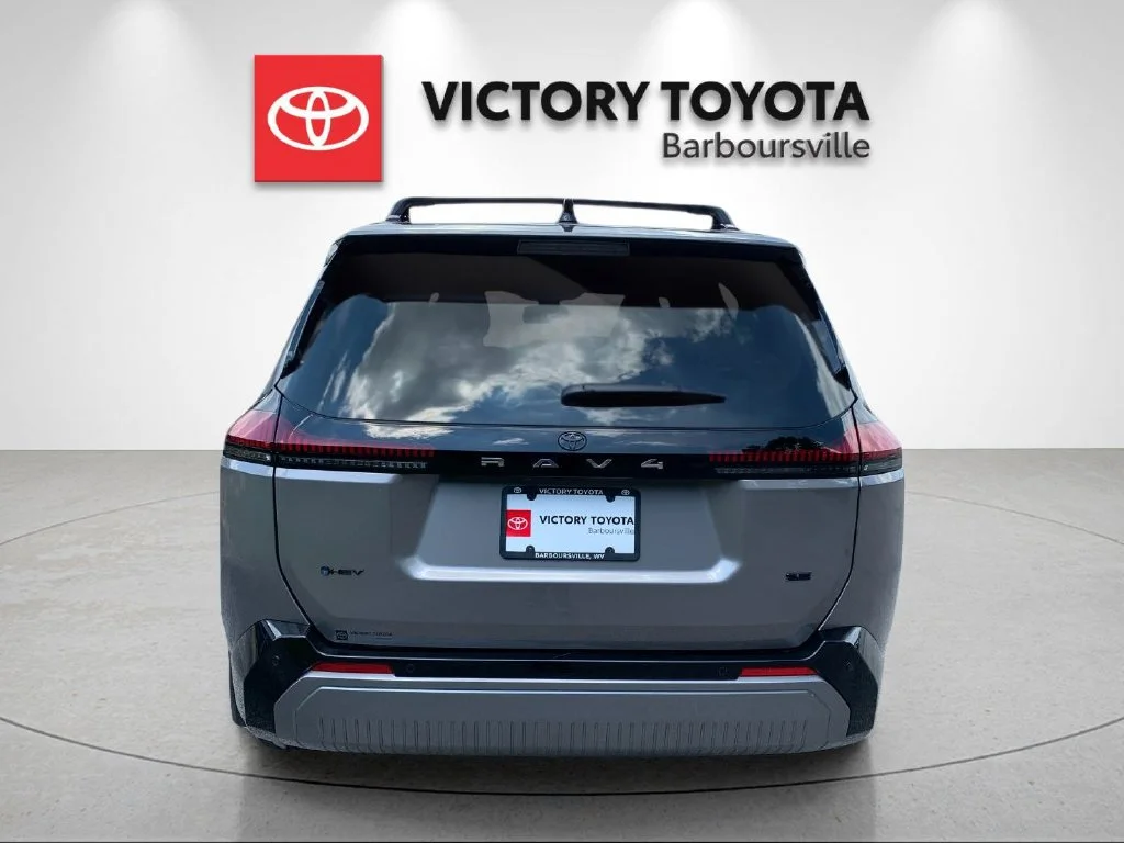 Used 2026  Toyota SE image 4