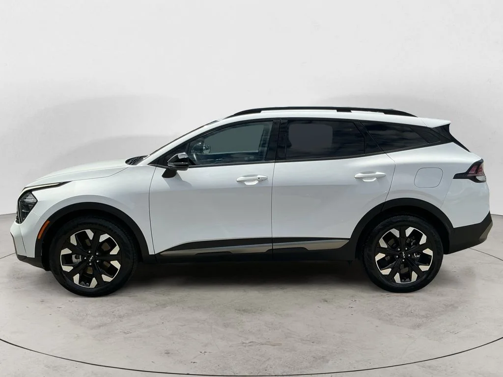 Used 2023 White Kia X-Line image 8