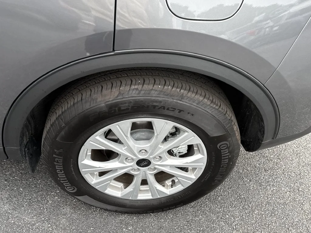 Used 2023 Gray Ford Active image 11