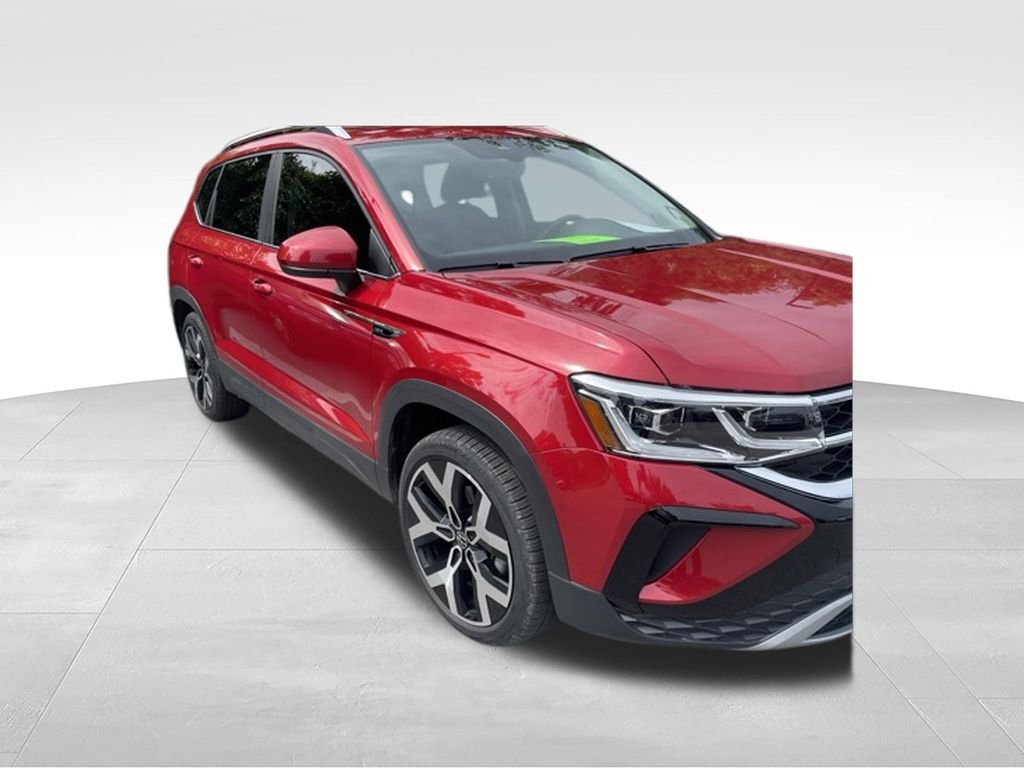 Used 2023 Red Volkswagen 1.5T SEL image 3