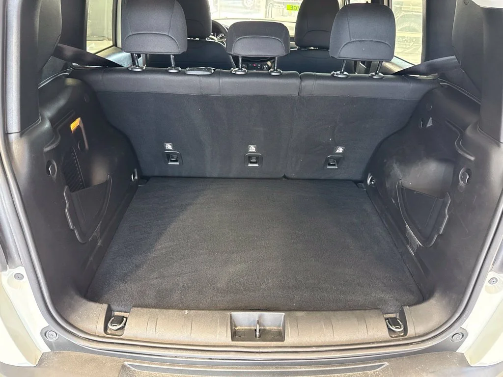 Used 2021 White Jeep Sport image 14