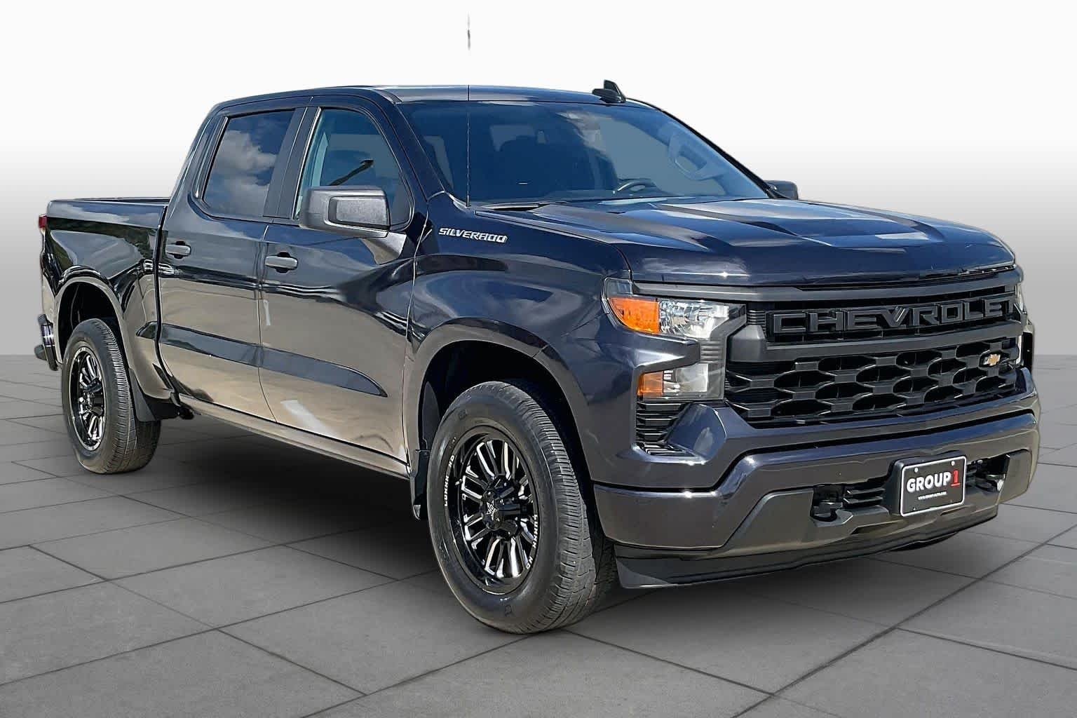 Used 2022 Dark Ash Metallic Chevrolet Custom image 3