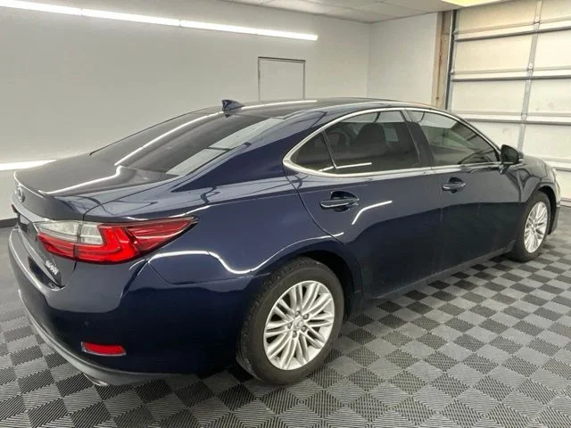 Used 2017 Blue Lexus 350 image 22