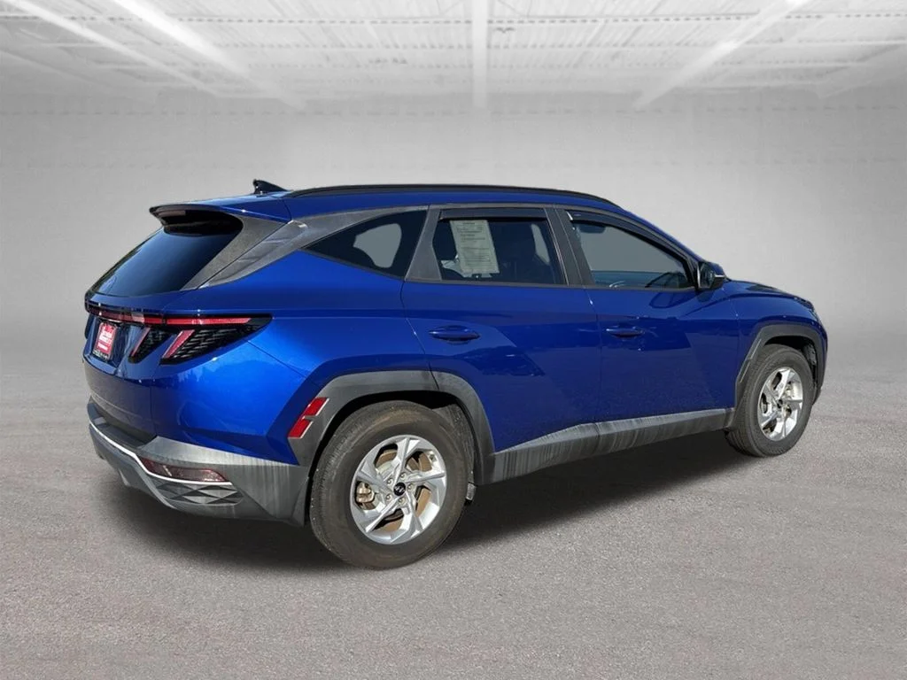 Used 2022 Blue Hyundai SEL image 3