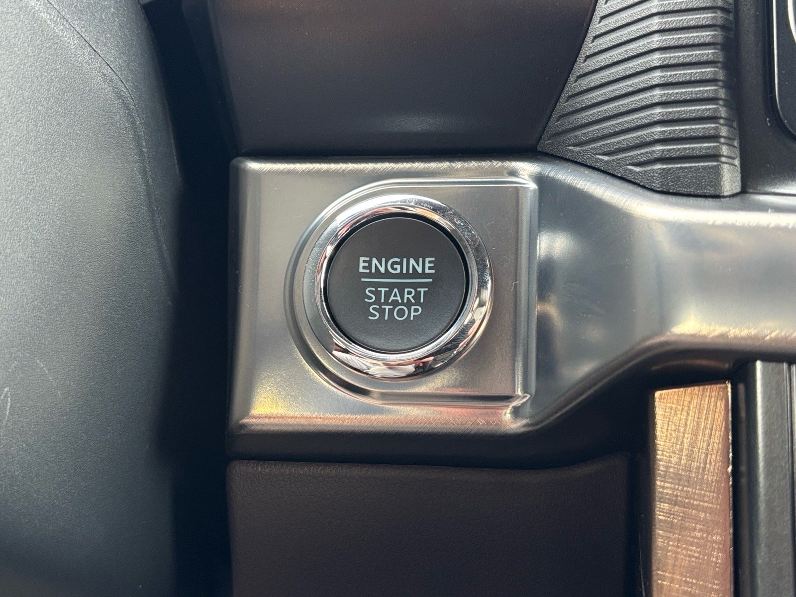 New 2026 Star White Metallic Tri-Coat Ford King Ranch® image 19