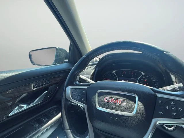 Used 2019 Black GMC Denali image 10