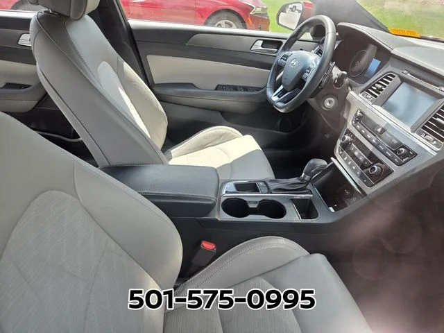 Used 2017 Red Hyundai Sport 2.0T image 9
