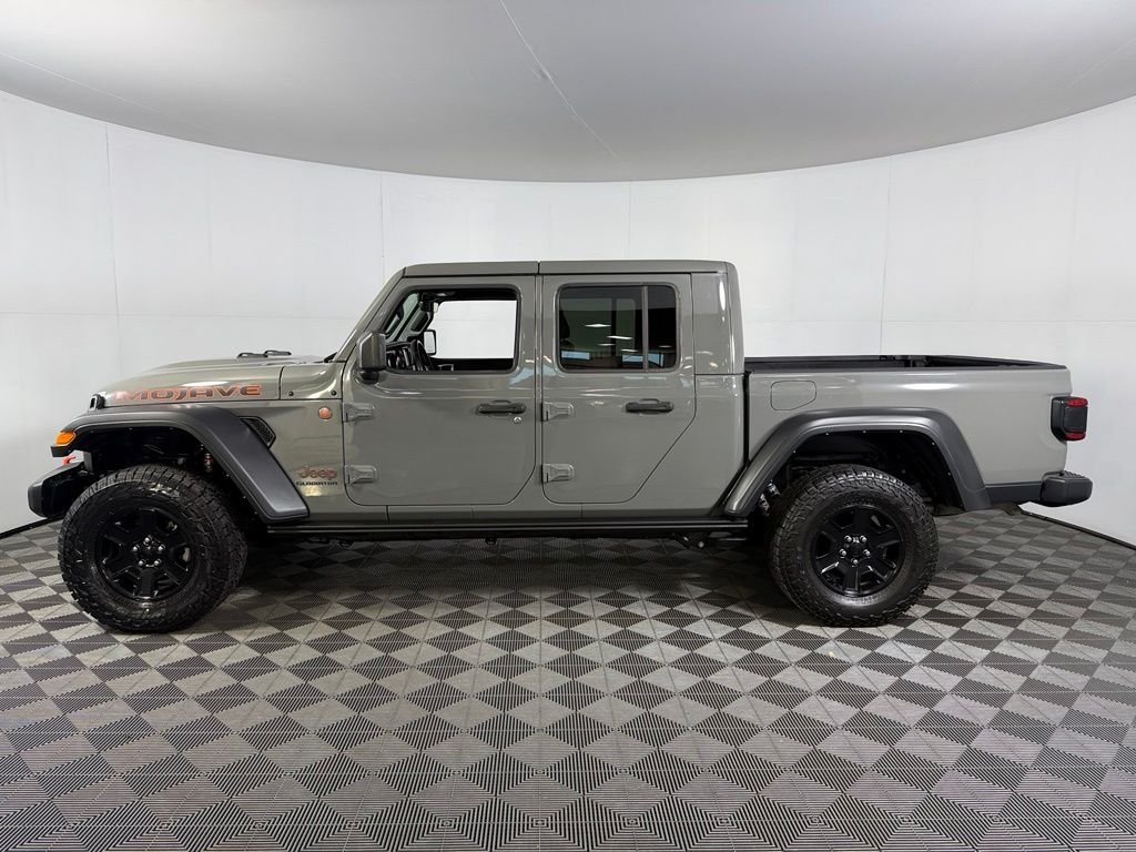 Used 2022 Gray Jeep Mojave image 10