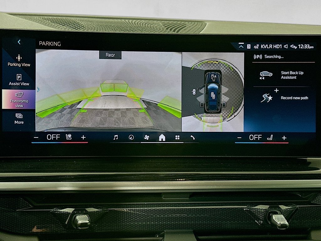 Used 2026 Black Sapphire Metallic BMW xDrive40i image 13